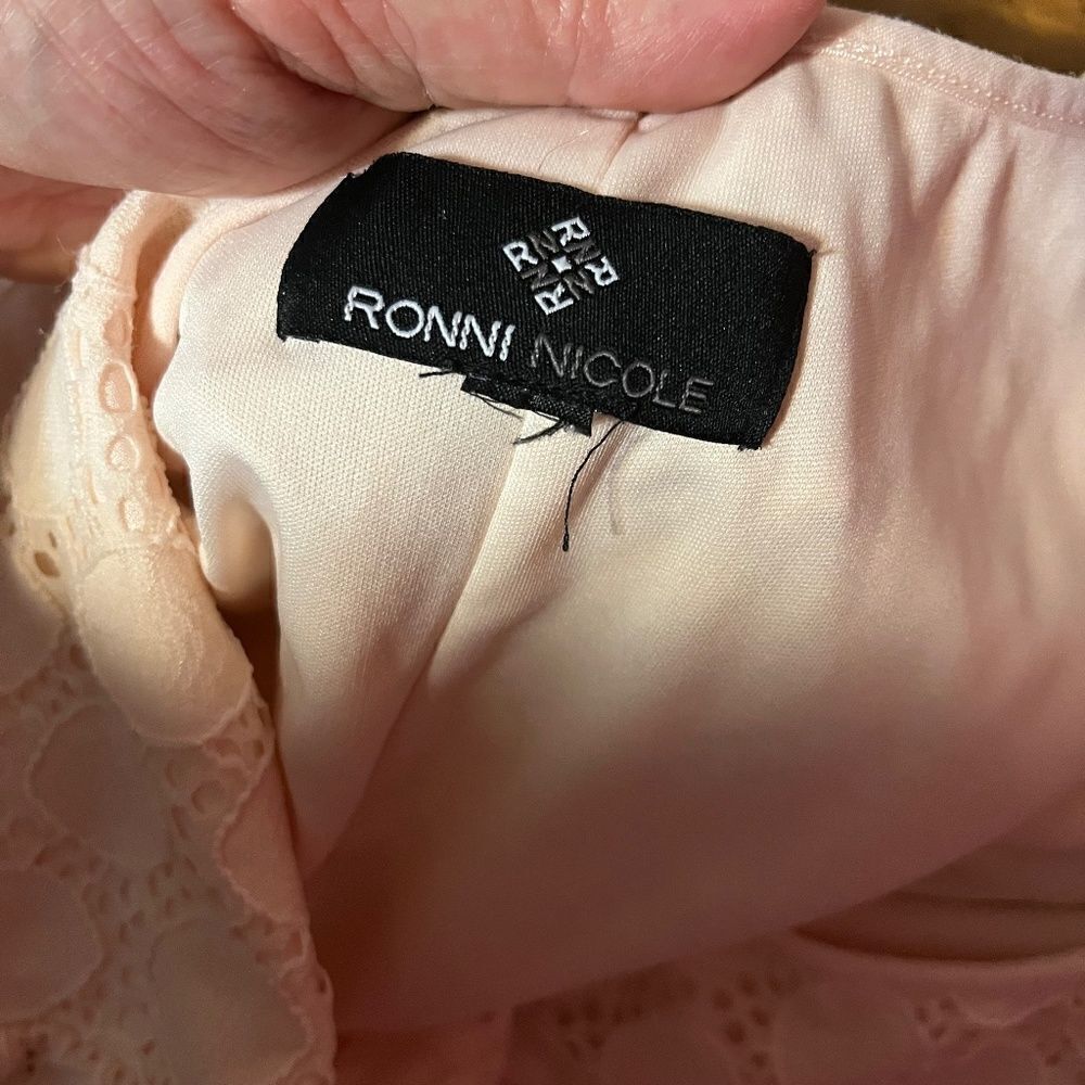 Ronni Nicole XL Lace Dress Lite Pink - Picture 8 of 10